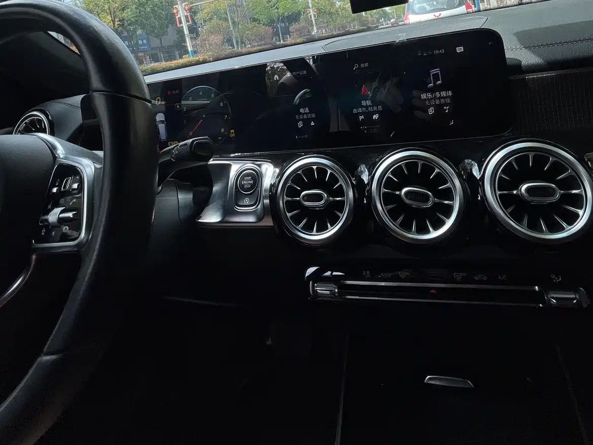 Mercedes-Benz GLB 2021 GLB 200 Style фото 14