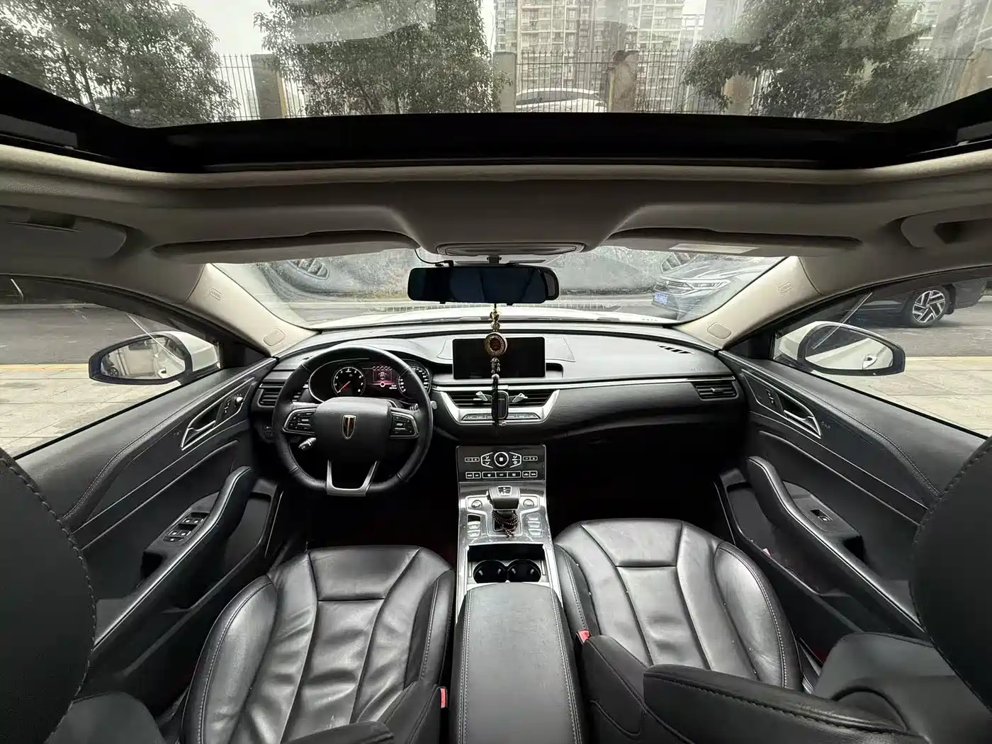 Hongqi H5 2020 1.8T Automatic Smart Connection Qi Rhythm Edition фото 11