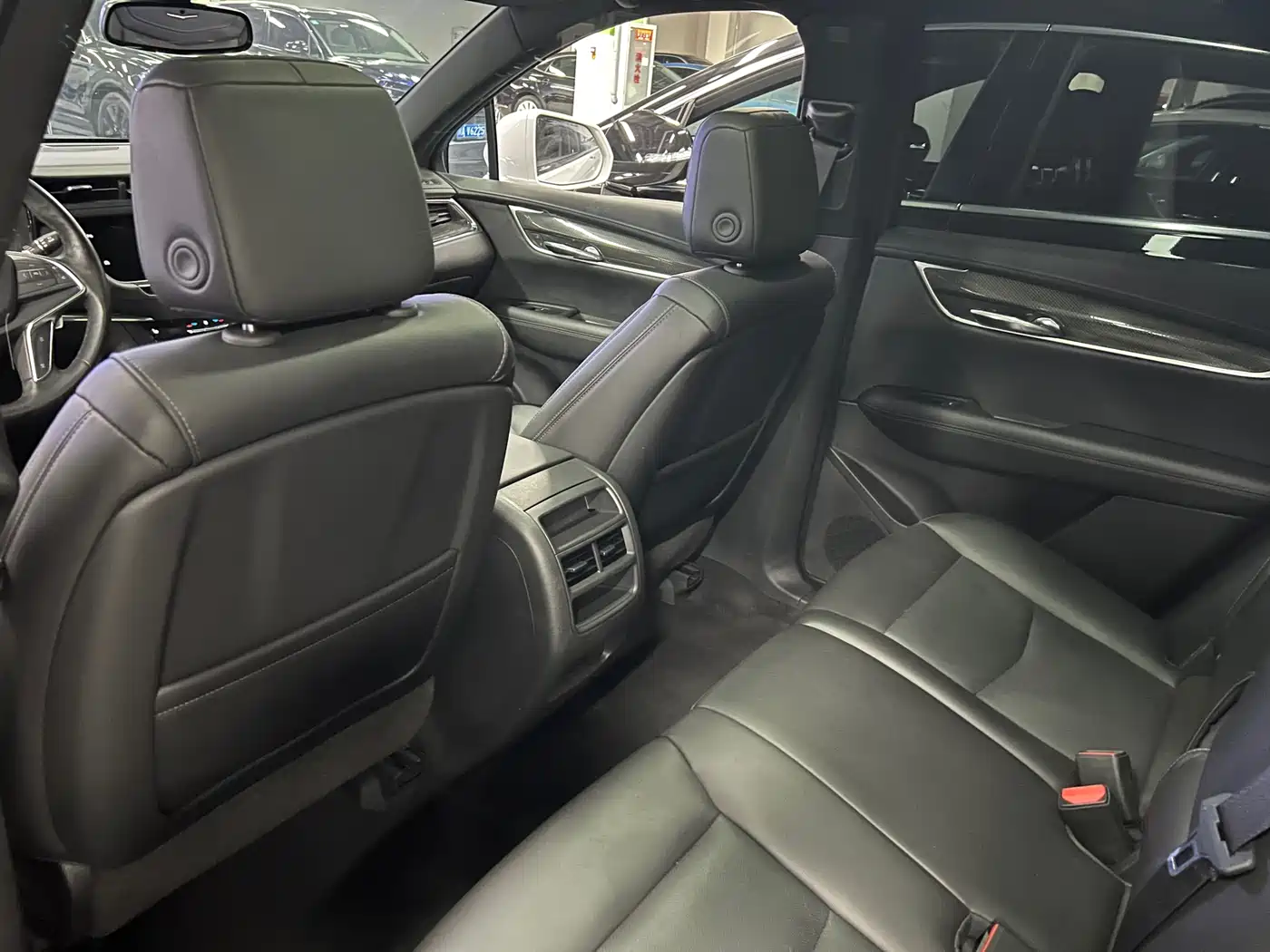 CADILLAC XT5