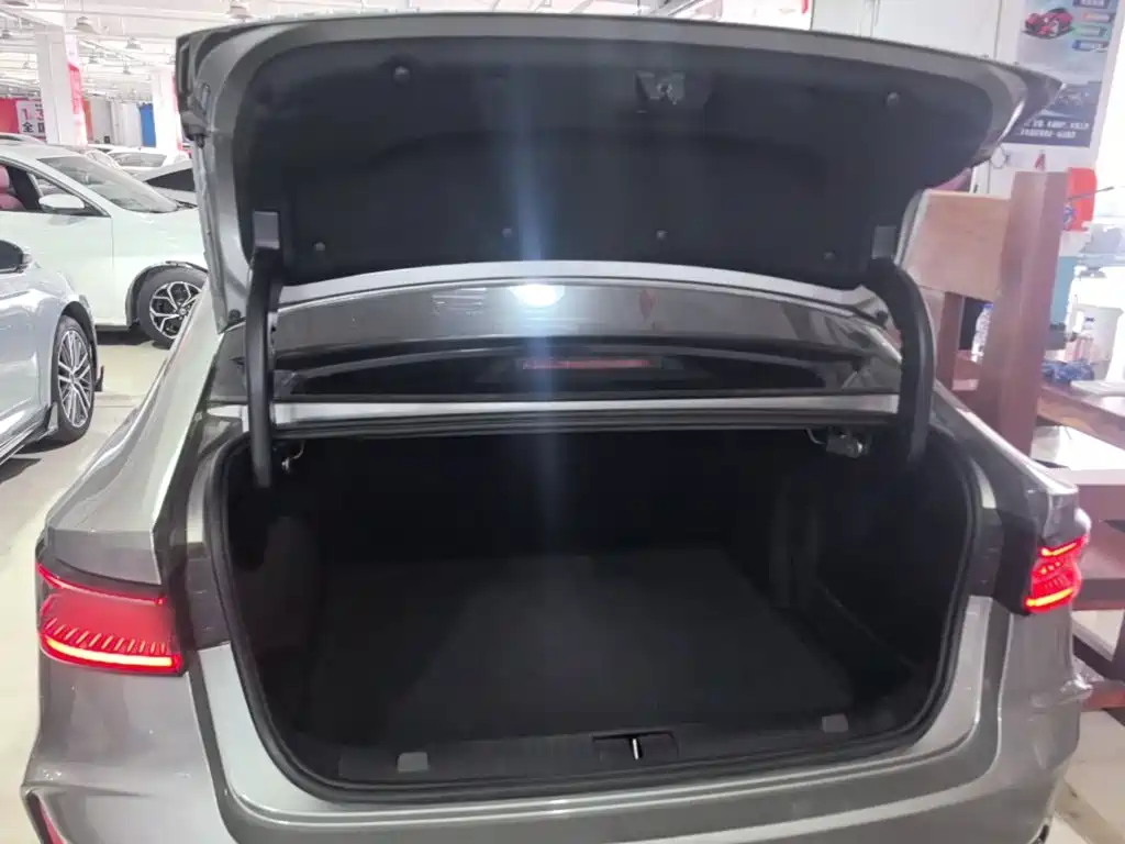 Chery Arrizo 8 2025 2024 1.6T DCT Smart