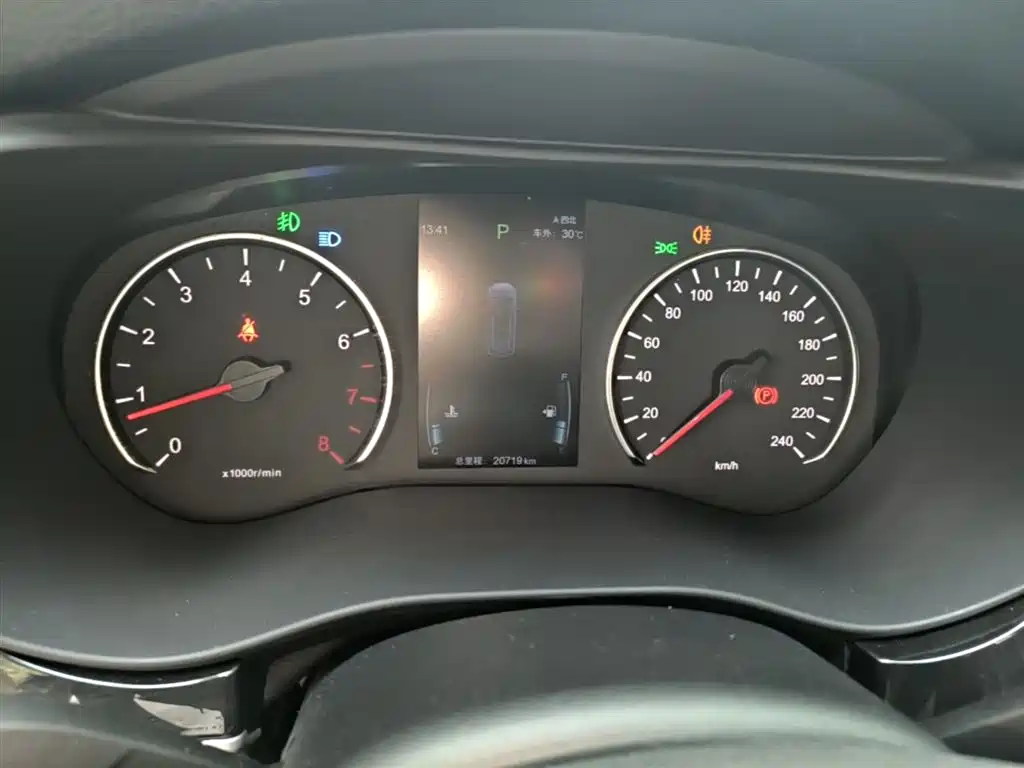 BYD Song MAX 2019 1.5T Auto Smart Connected Sunroof 6-seater China VI фото 12
