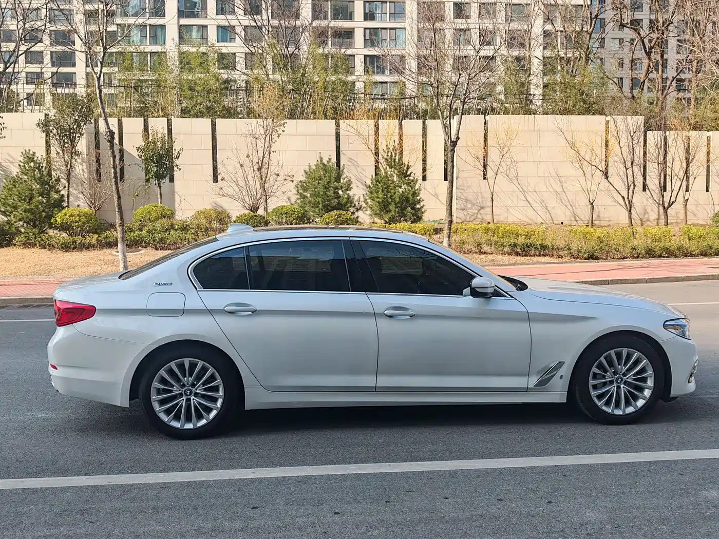 BMW 5 SERIES NEW ENERGY