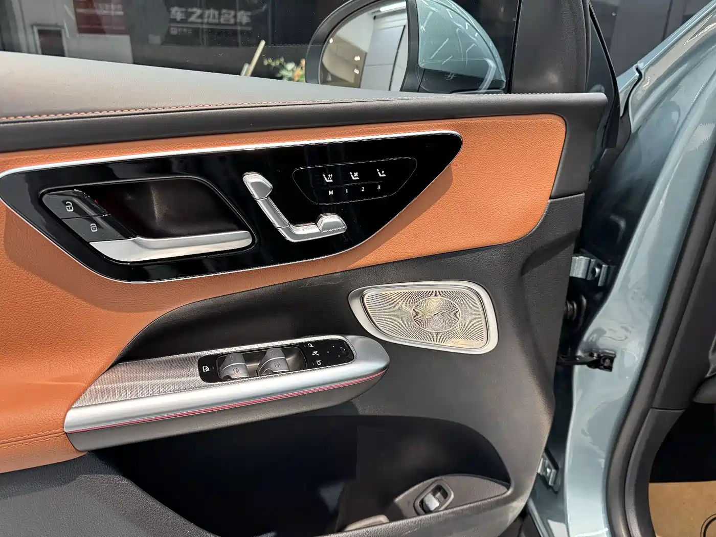 Mercedes-Benz GLC 2025 GLC 300 L 4MATIC Luxury 5-seater фото 20