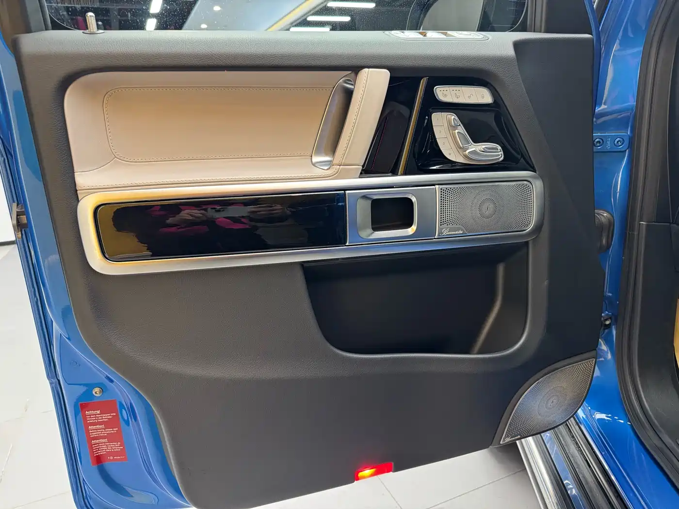 Mercedes-Benz G-Class 2024 G 500 фото 23