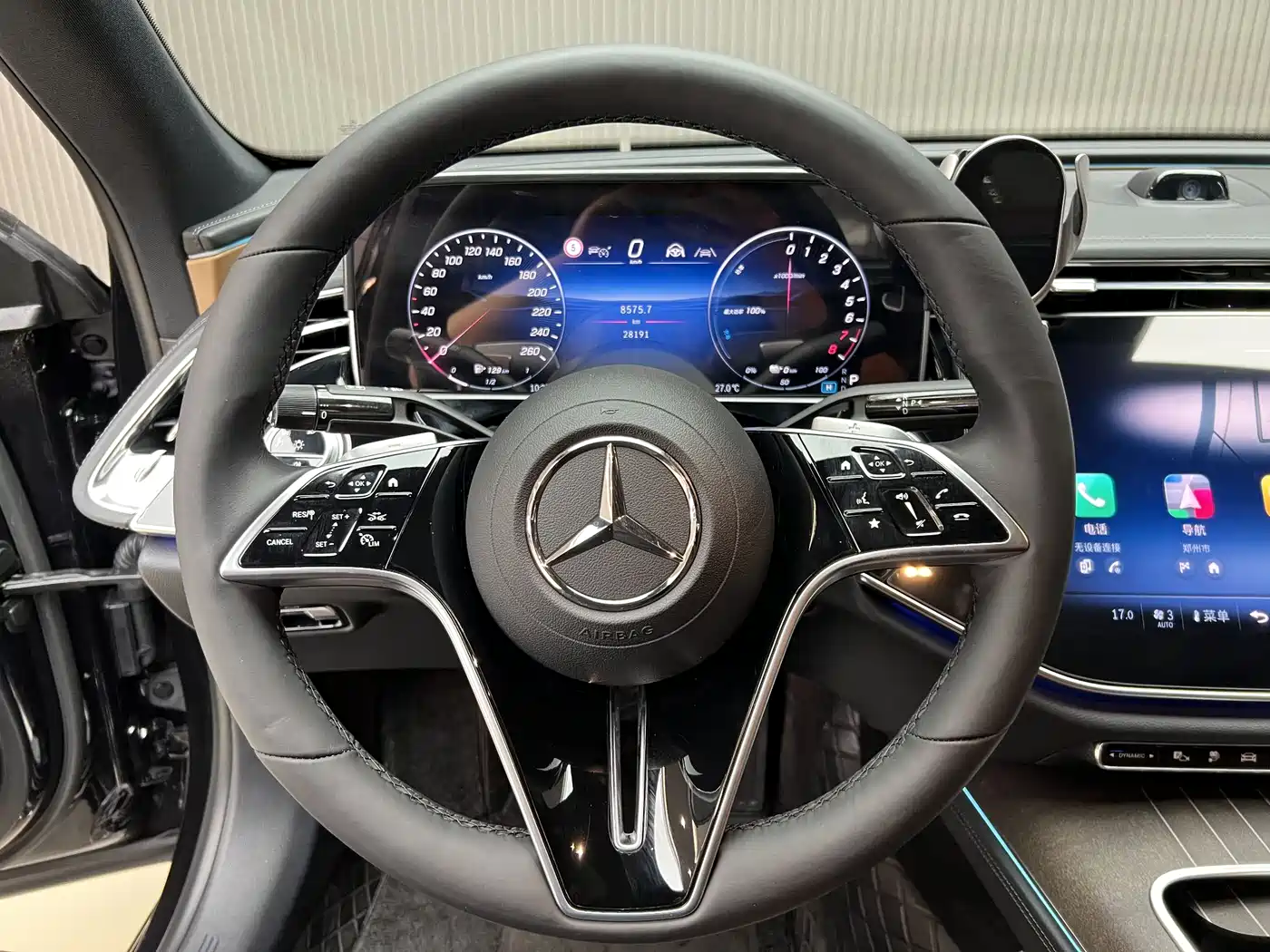 Mercedes-Benz E-Class New Energy 2024 E 350 e L Plug-in Hybrid Sedan фото 5