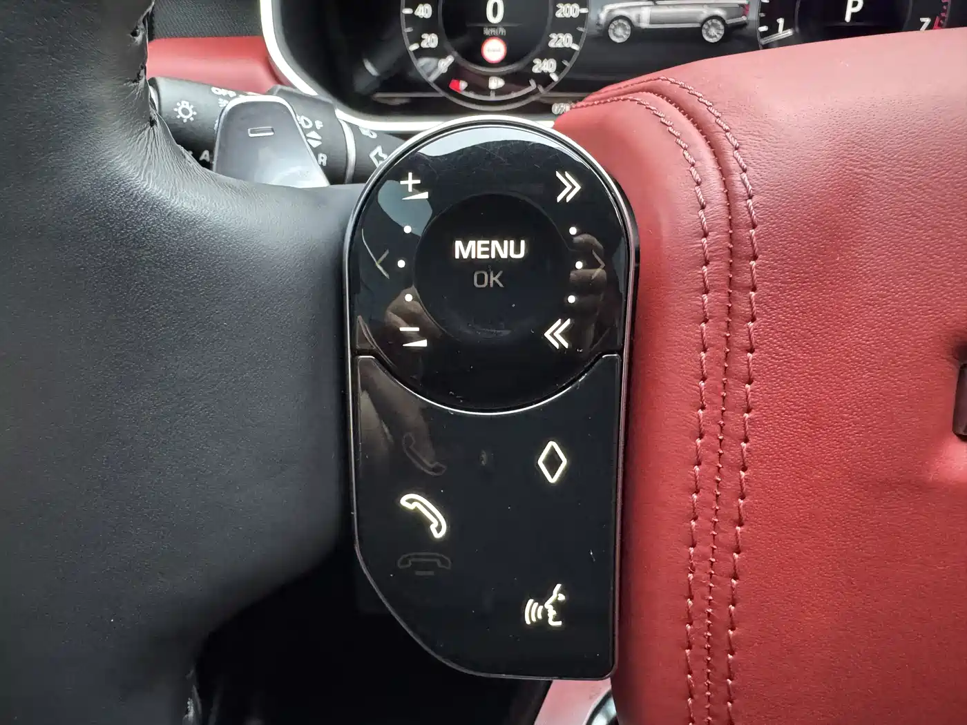 Land Rover Range Rover 2022 3.0 L6 400PS Prestige Genesis Extended Edition фото 25