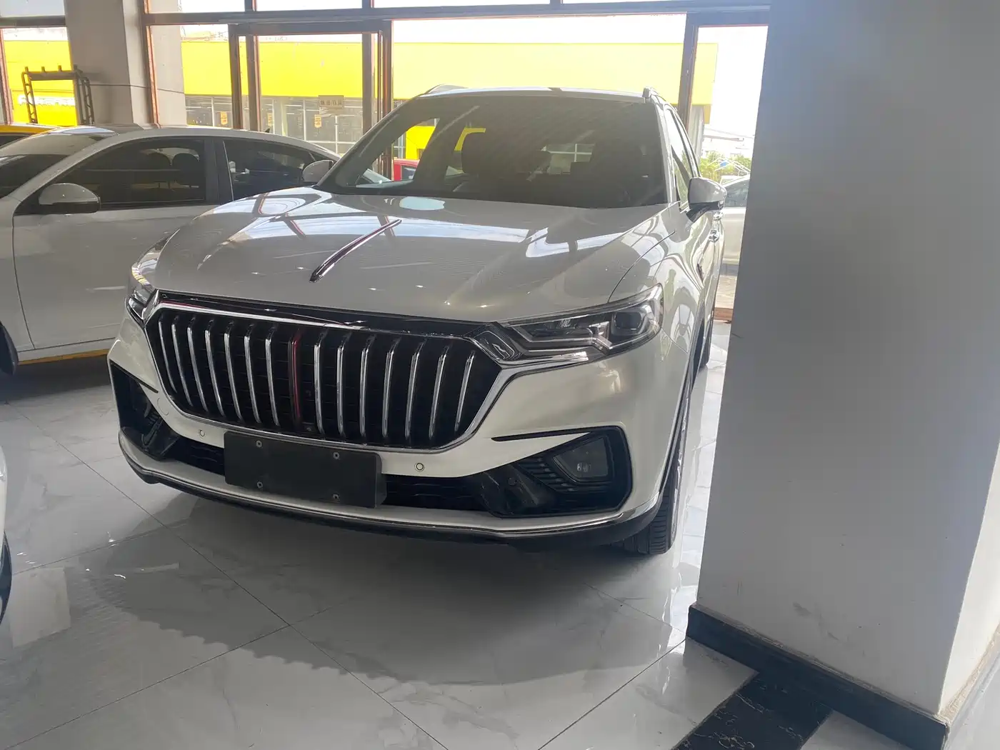 Hongqi HS5 2019 2.0T Smart Connect Enjoy 4WD Edition фото 2