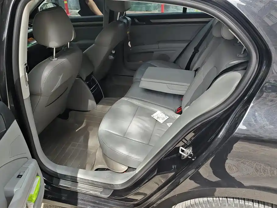 Škoda Superb 2012 1.8TSI Automatic Noble Elegance Edition фото 11
