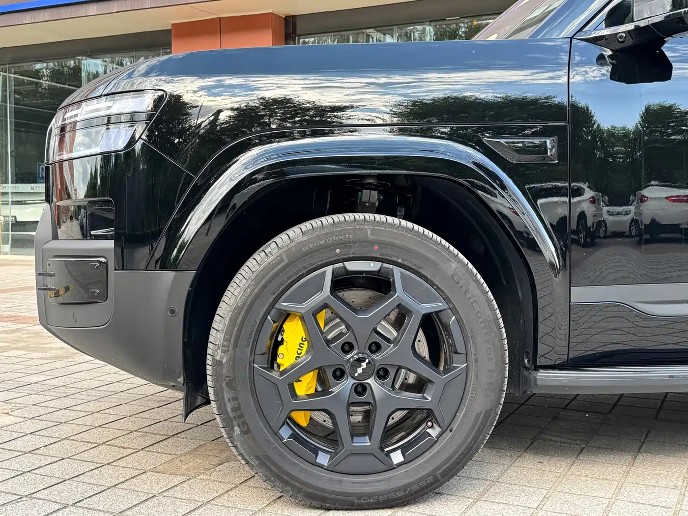 Fang Cheng Bao Titanium 7 2026 2025 AWD Base Model