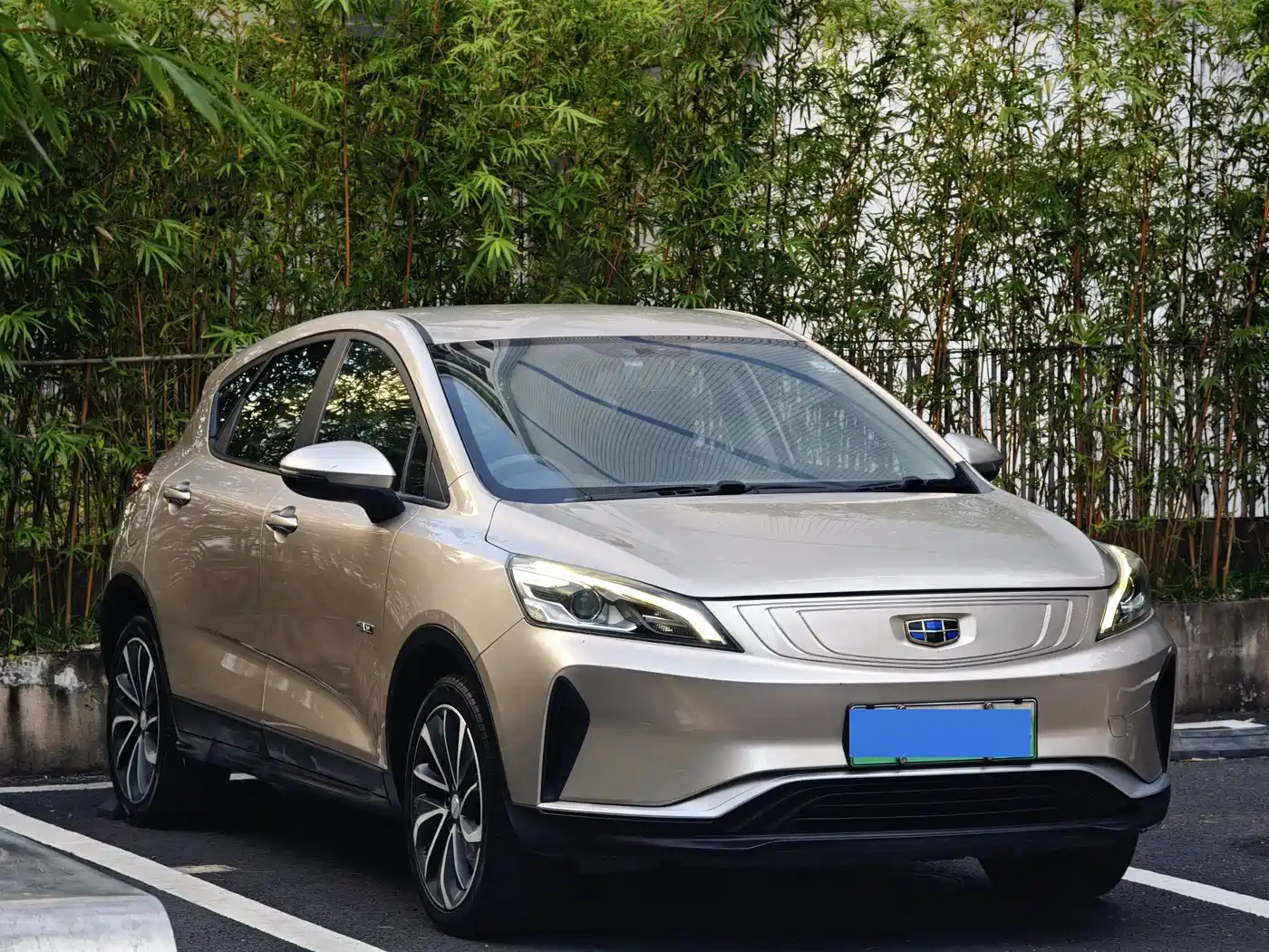 Geely Emgrand GSe 2018 2018 Leading Style