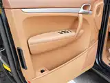 Photo 14 - Porsche Cayenne