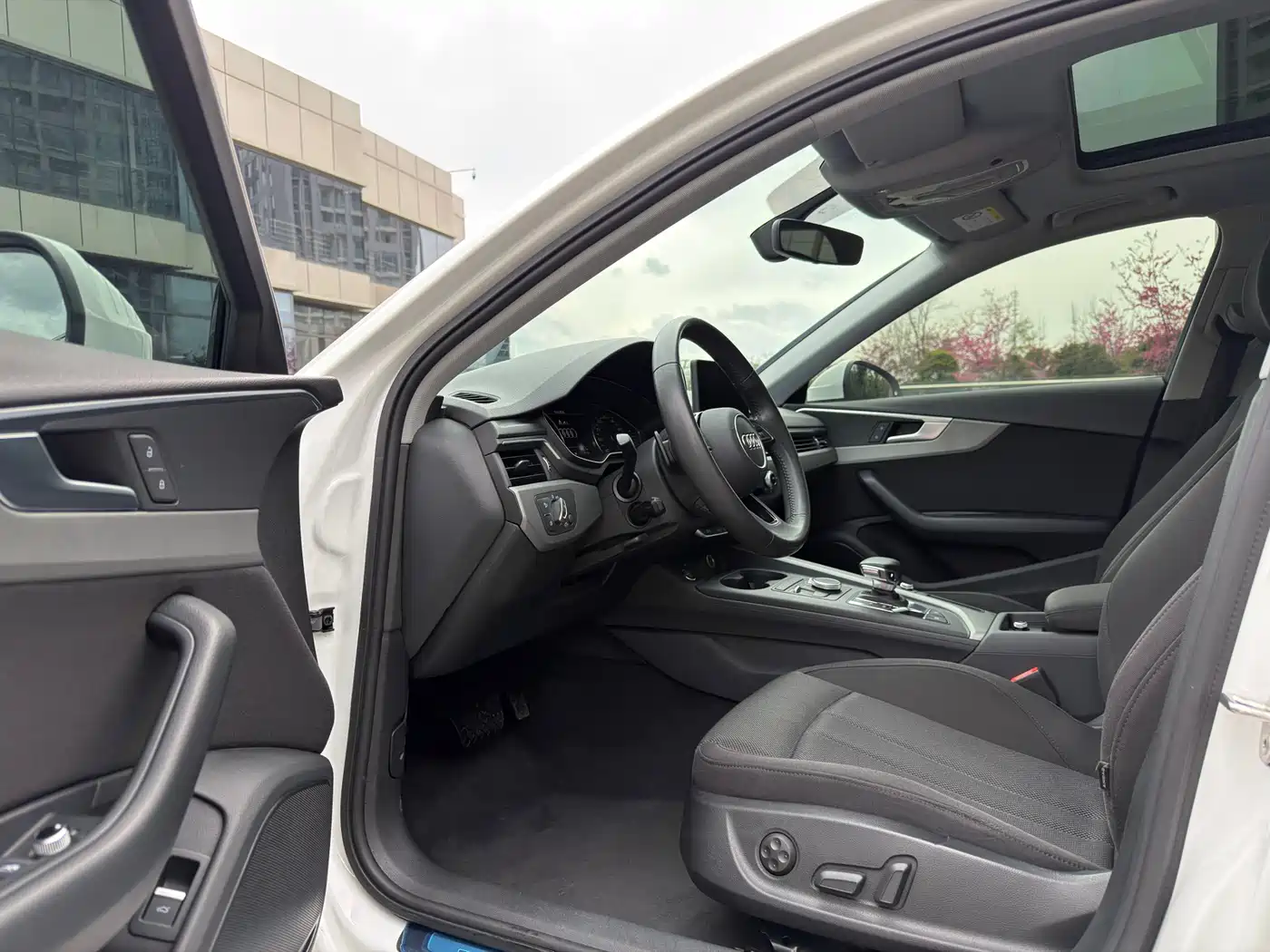 Audi A4L 2019 40 TFSI Progressive (China V) фото 8