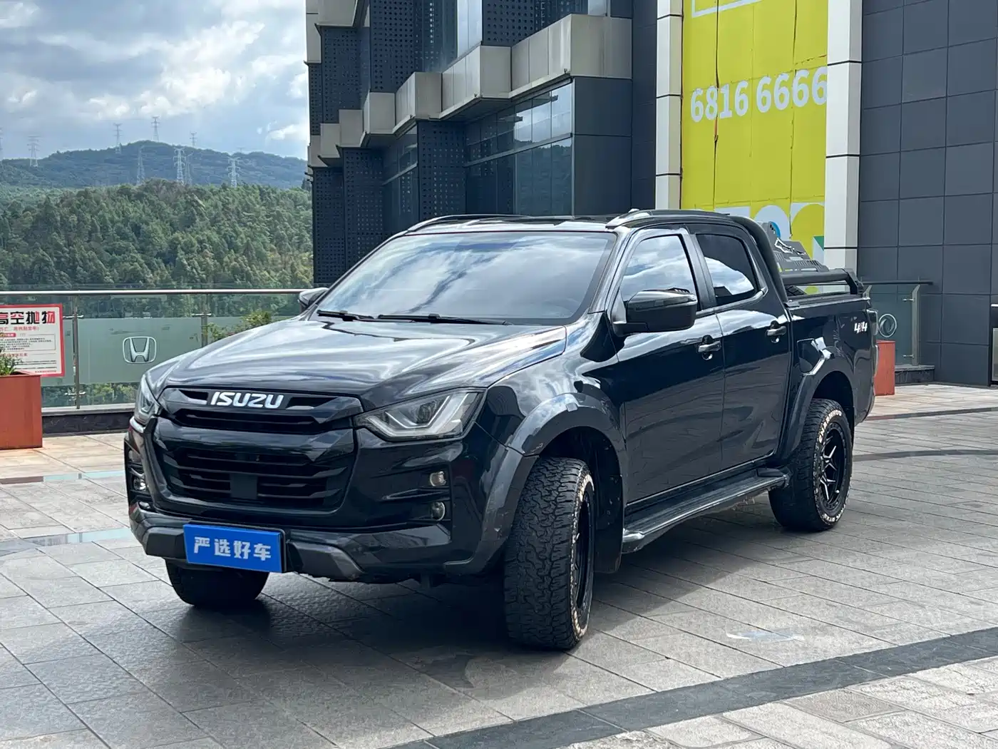Isuzu D-MAX 2023 2023 1.9T Automatic 4WD V-CROSS Comfort Leader