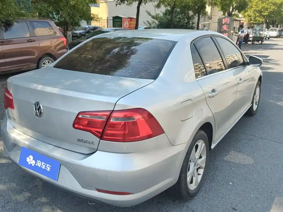 Volkswagen Bora 2013 2013 1.6L Automatic Comfort Model