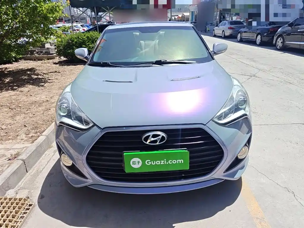 Hyundai Veloster 2012 1.6T Automatic Luxury фото 3