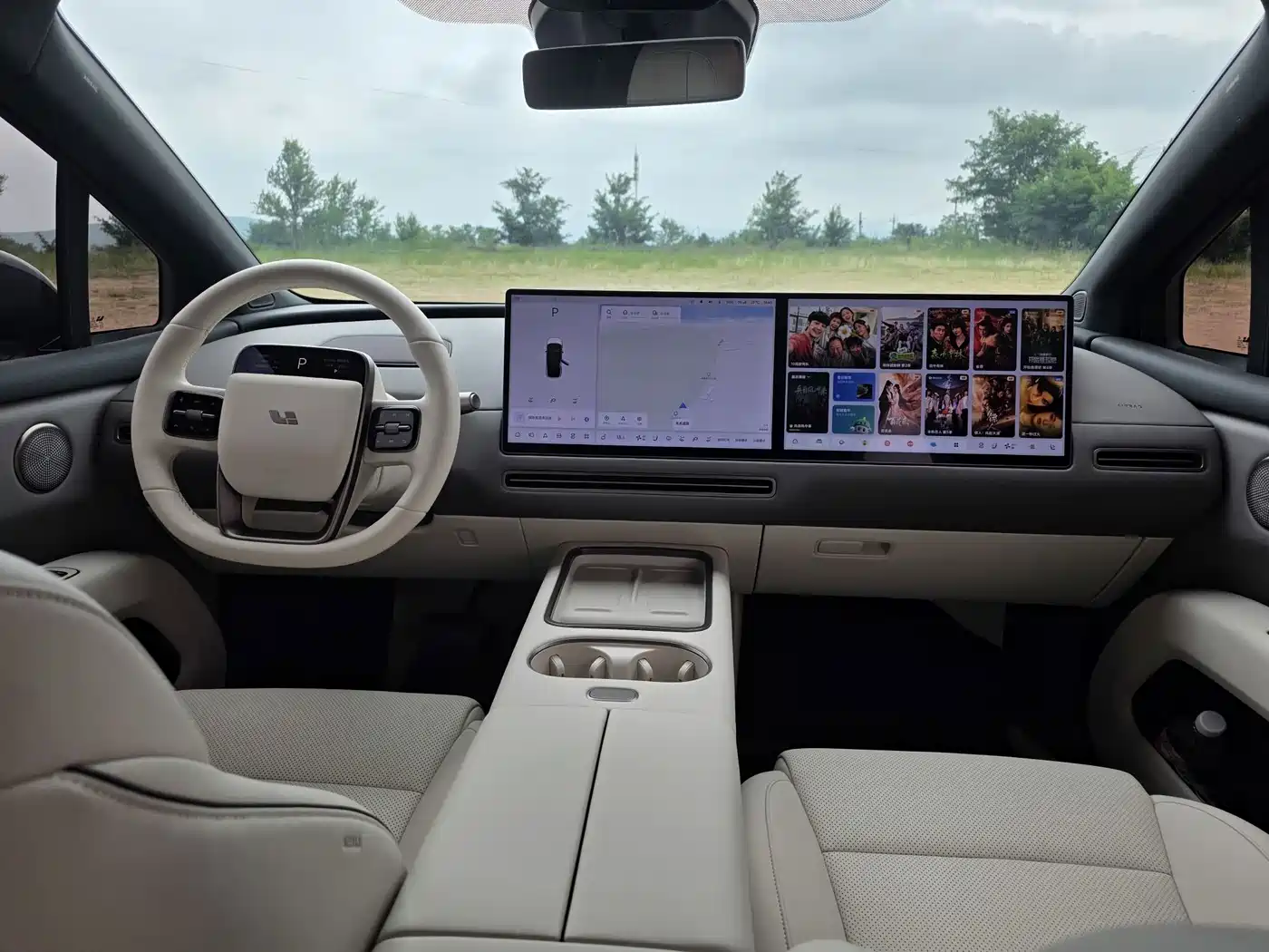 Li Auto i6 2026 2025 4WD Base Model