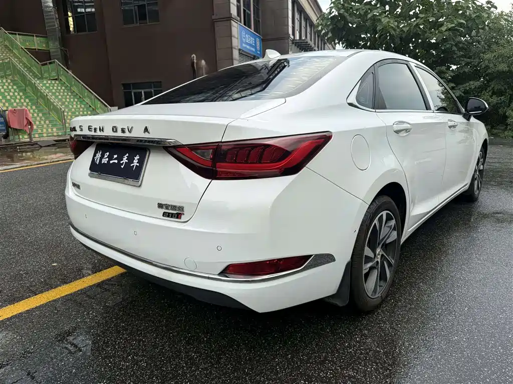 BAIC Beijing U7 2020 2019 1.5T CVT Elite Edition China V