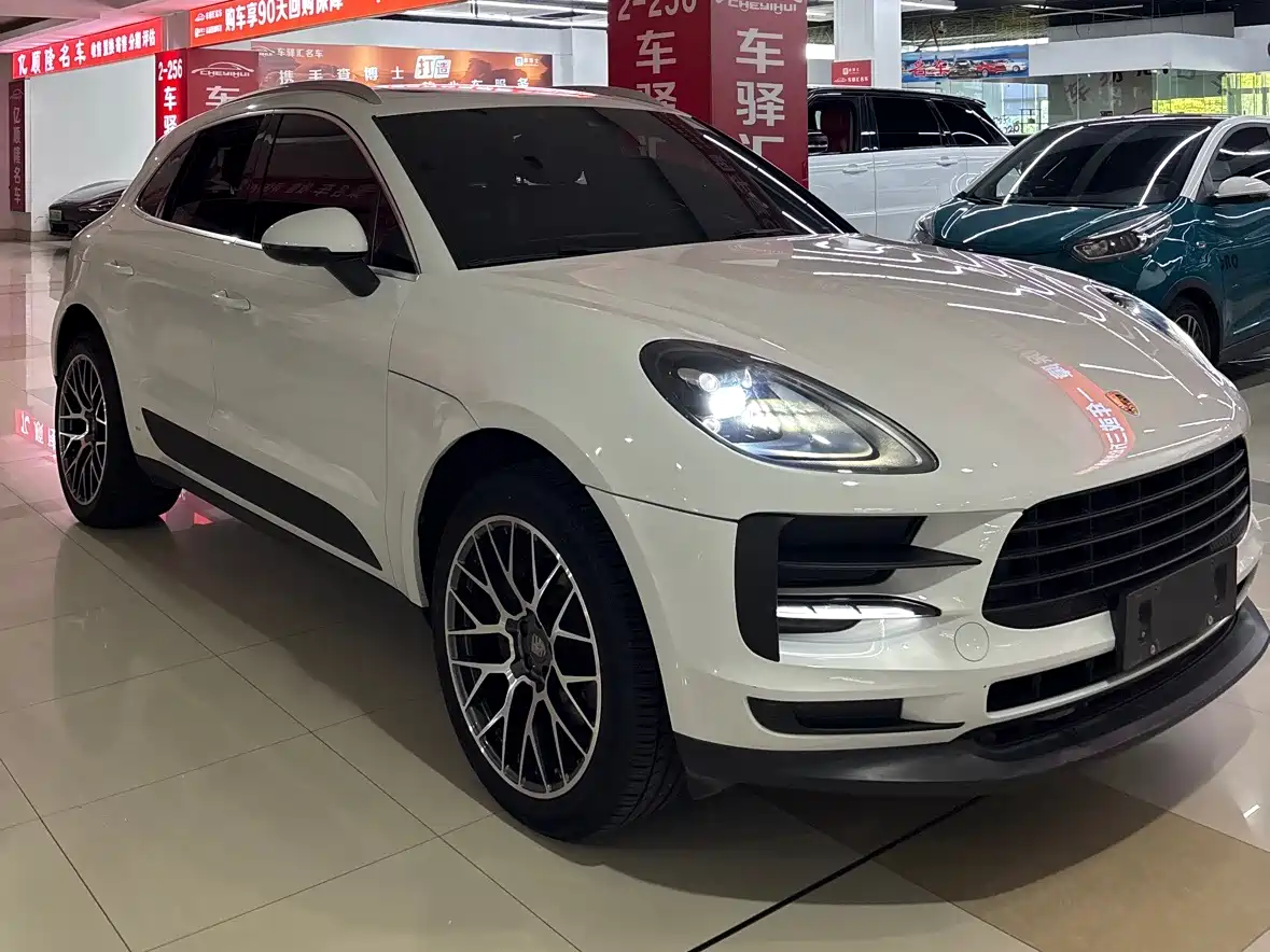 Porsche Macan 2020 Macan 2.0T фото 3