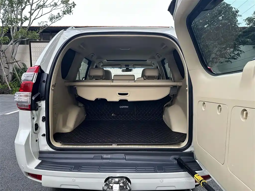 Toyota Prado 2016 3.5L Auto TX-L фото 24