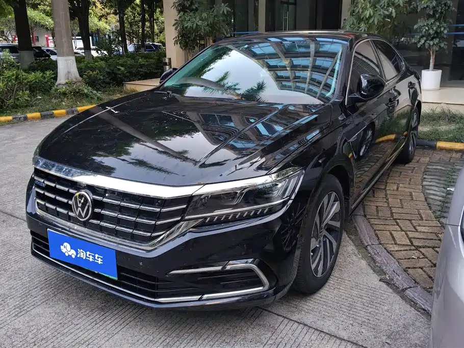 VOLKSWAGEN PASSAT NEW ENERGY