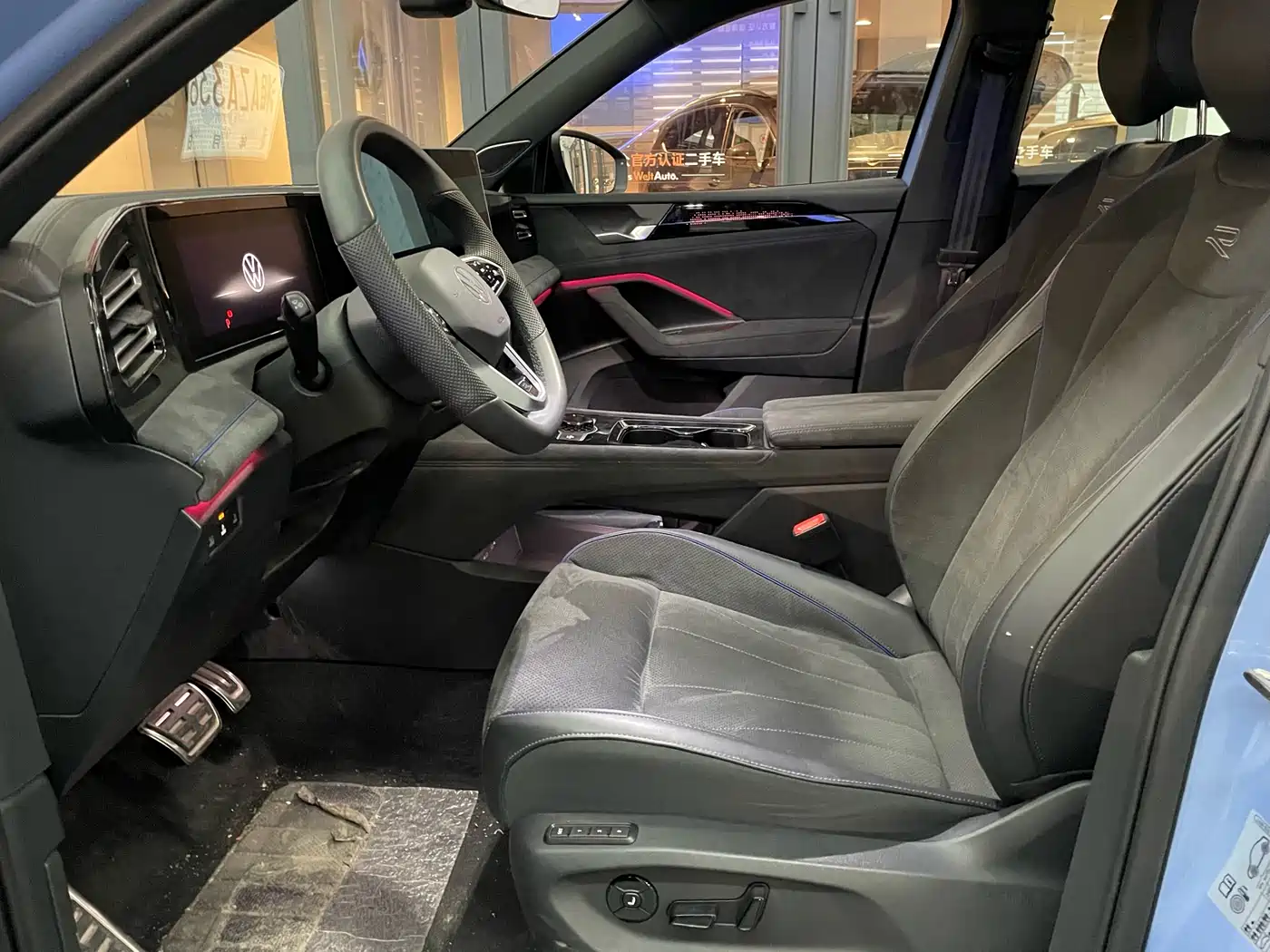 Volkswagen Tiguan L 2024 PRO 380TSI 4WD R-Line Premium Edition фото 4
