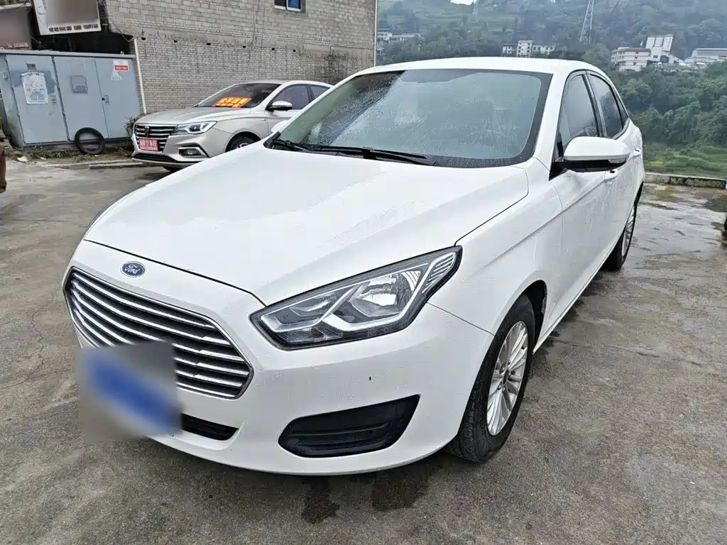  Ford Ford Escort 2017 Facelift 1.5L Automatic Comfort
