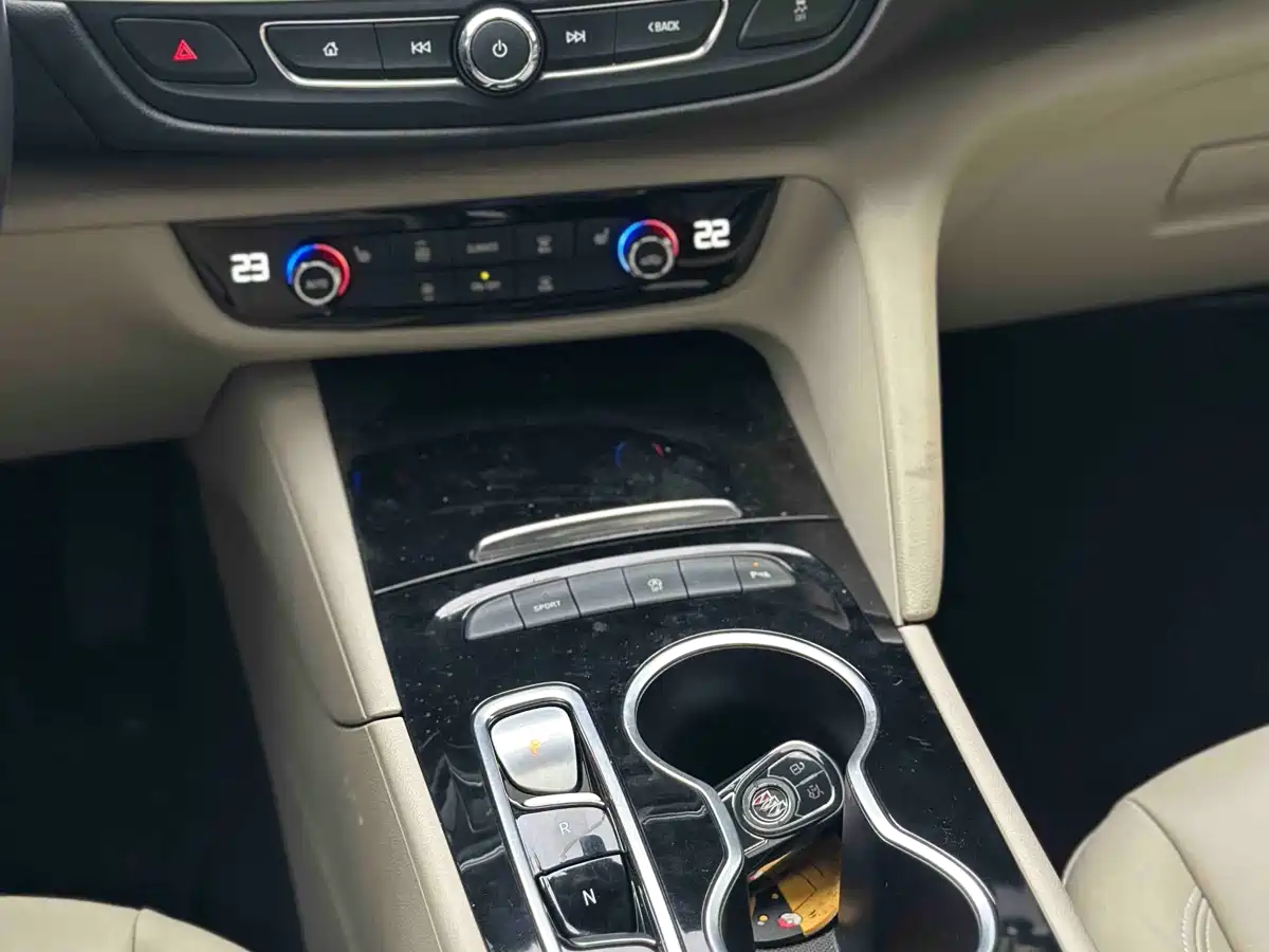 Buick Regal 2020 552T Elite фото 8