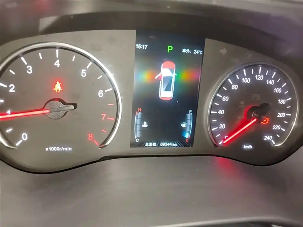 BYD Song MAX 2017 1.5T Auto Smart Connect Premium 7-seater фото 12