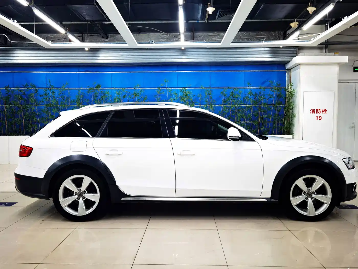 Audi A4 (Import) 2016 2014 40 TFSI allroad quattro plus