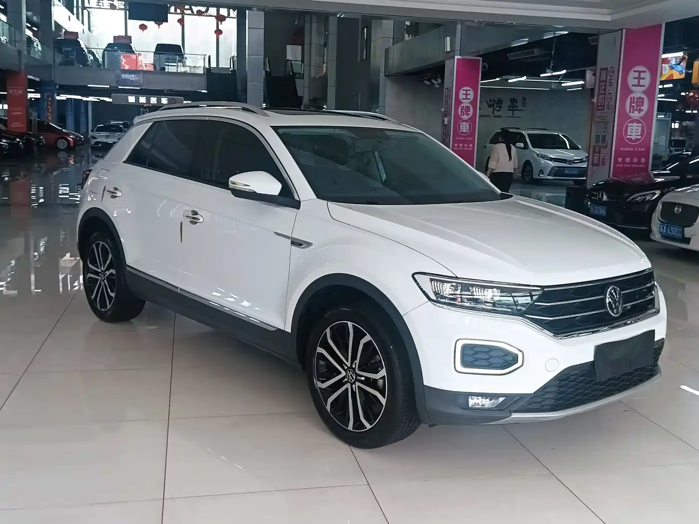 Volkswagen T-ROC 2021 280TSI DSG 2WD Comfort Connected фото 3