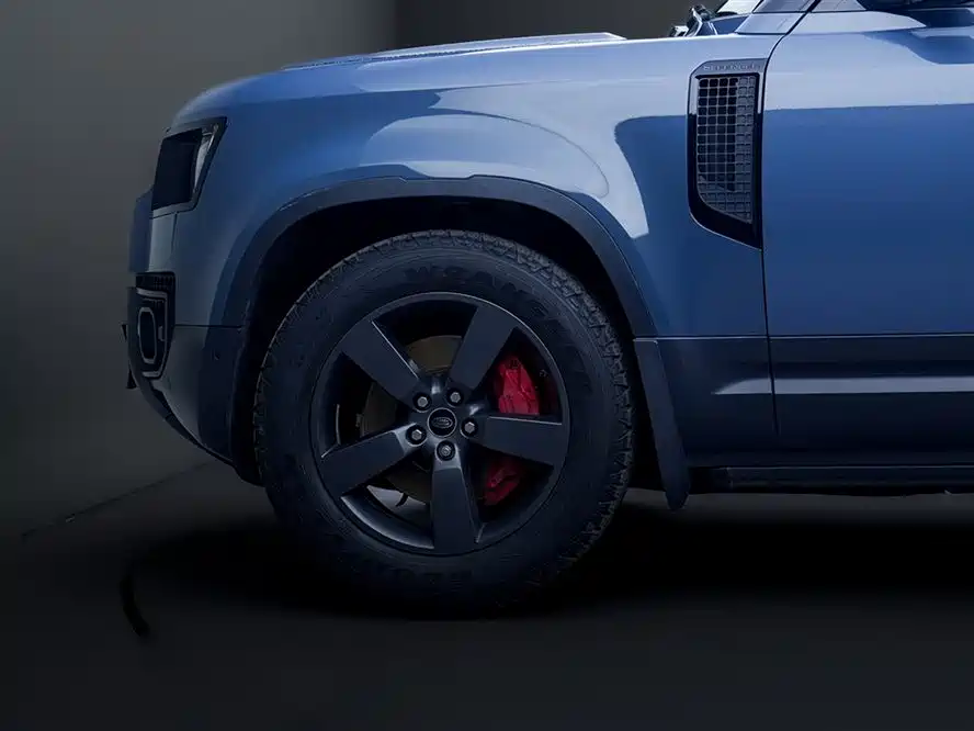 Land Rover Defender 2020 Model 110 P400 SE фото 6