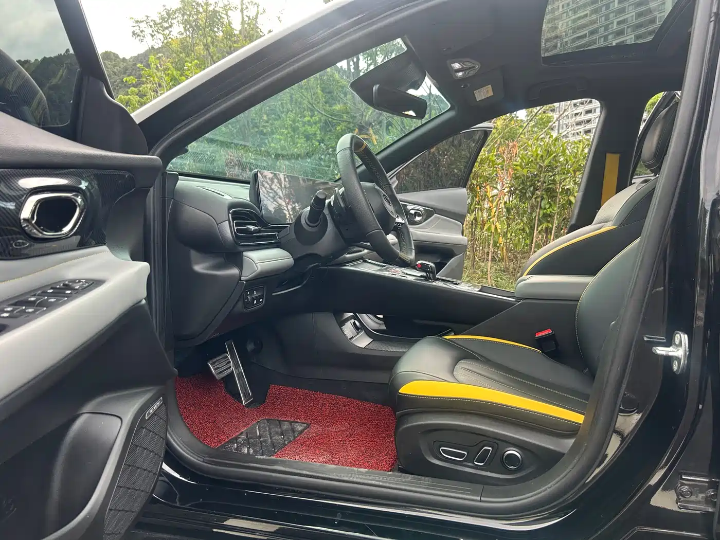 GAC Trumpchi Trumpchi Emkoo 2023 270T DCT J16 Edition фото 5