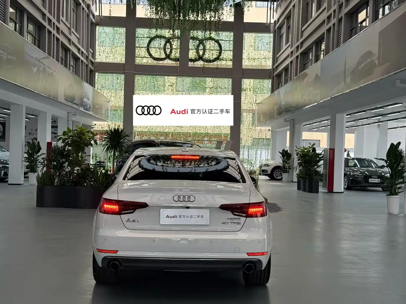 Audi A4L 2018 30th Anniversary 40 TFSI Progressive фото 4