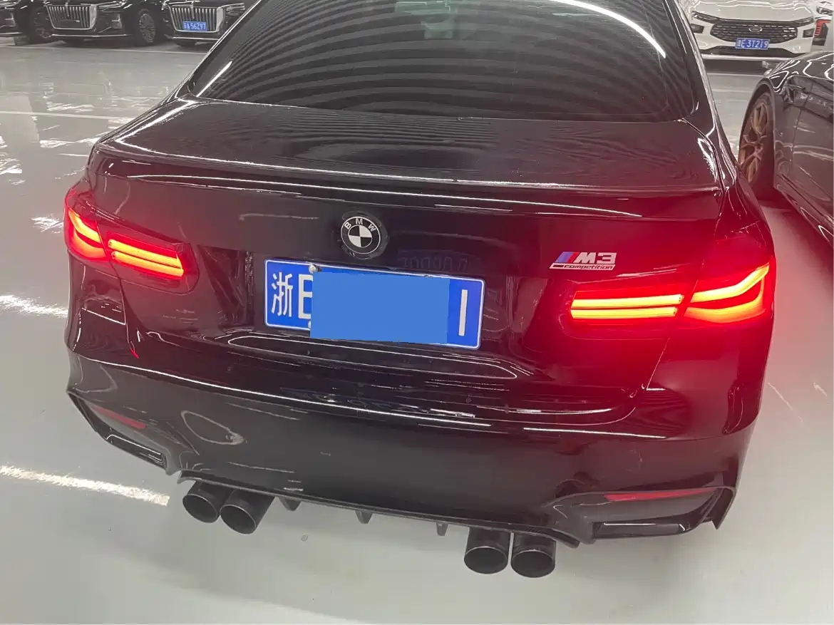 BMW M3 2016 M3 Sedan фото 9