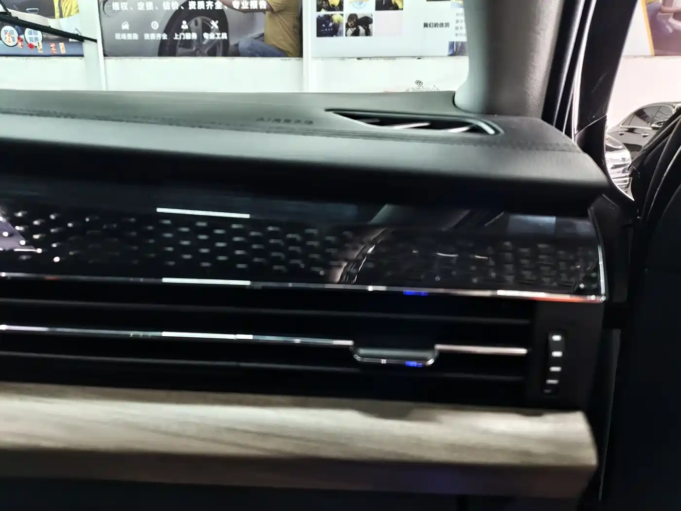 VOLKSWAGEN PASSAT NEW ENERGY