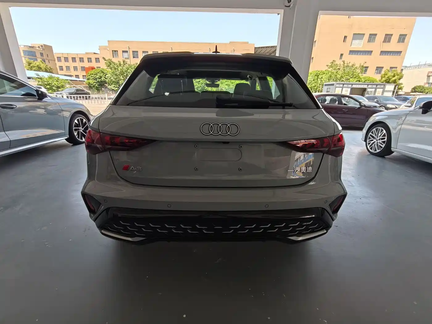 Audi A3 2025 Sportback 35TFSI Flying Premium фото 9
