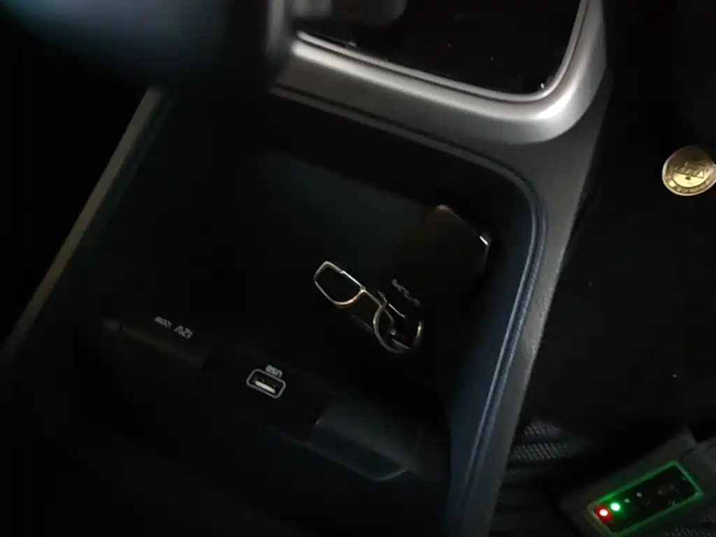 Kia KX1 2021 1.4L CVT Fun Edition фото 9