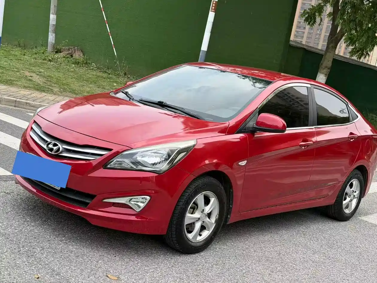 Hyundai Verna 2014 1.4L Automatic Smart GLS фото 3