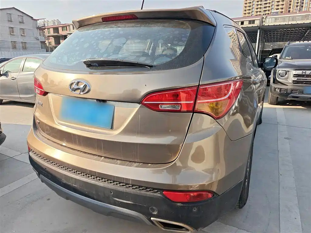 Hyundai Santa Fe 2013 Model 2.4L Automatic 2WD Comfort фото 6