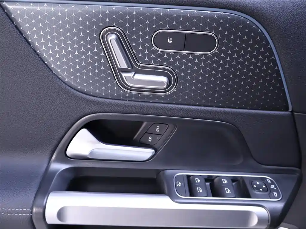 Mercedes-Benz GLB 2024 Facelift GLB 220 Style фото 17