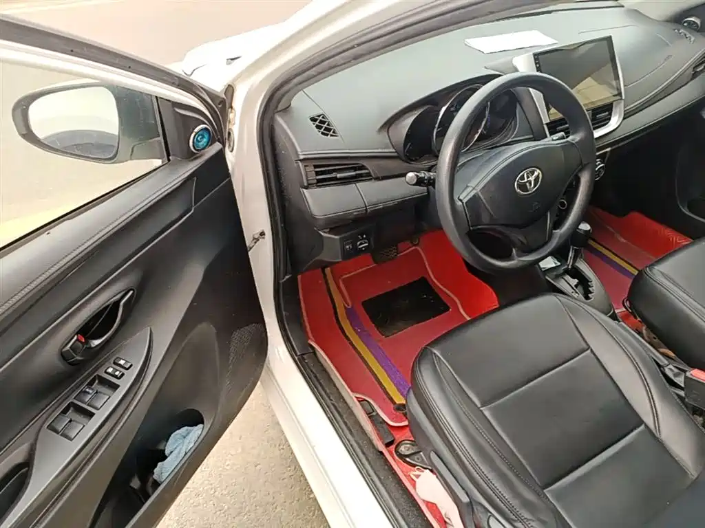 Toyota Vios FS 2017 1.5L CVT Fengchi Edition фото 16