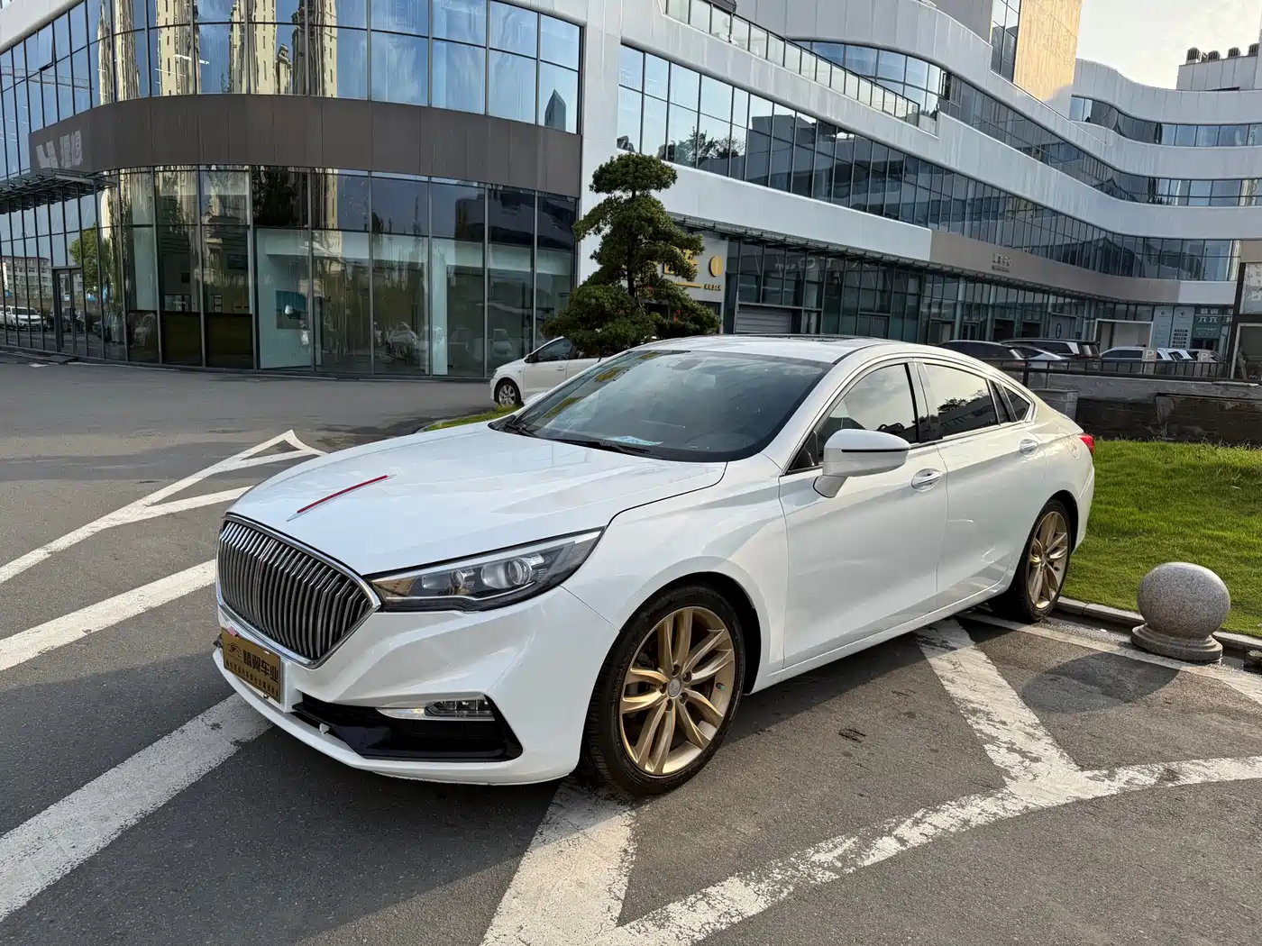 Hongqi H5 2018 30TD Smart Connect Agile Edition