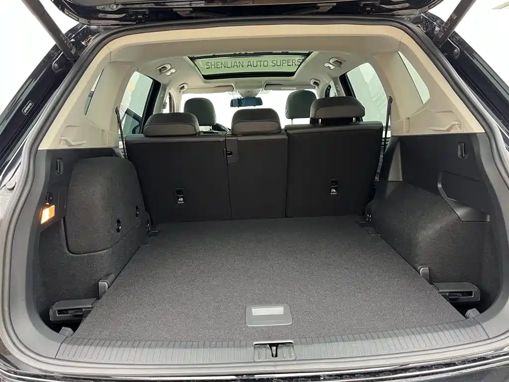 Volkswagen Tiguan L PHEV 2022 430PHEV Plug-in Hybrid Flagship Edition фото 10
