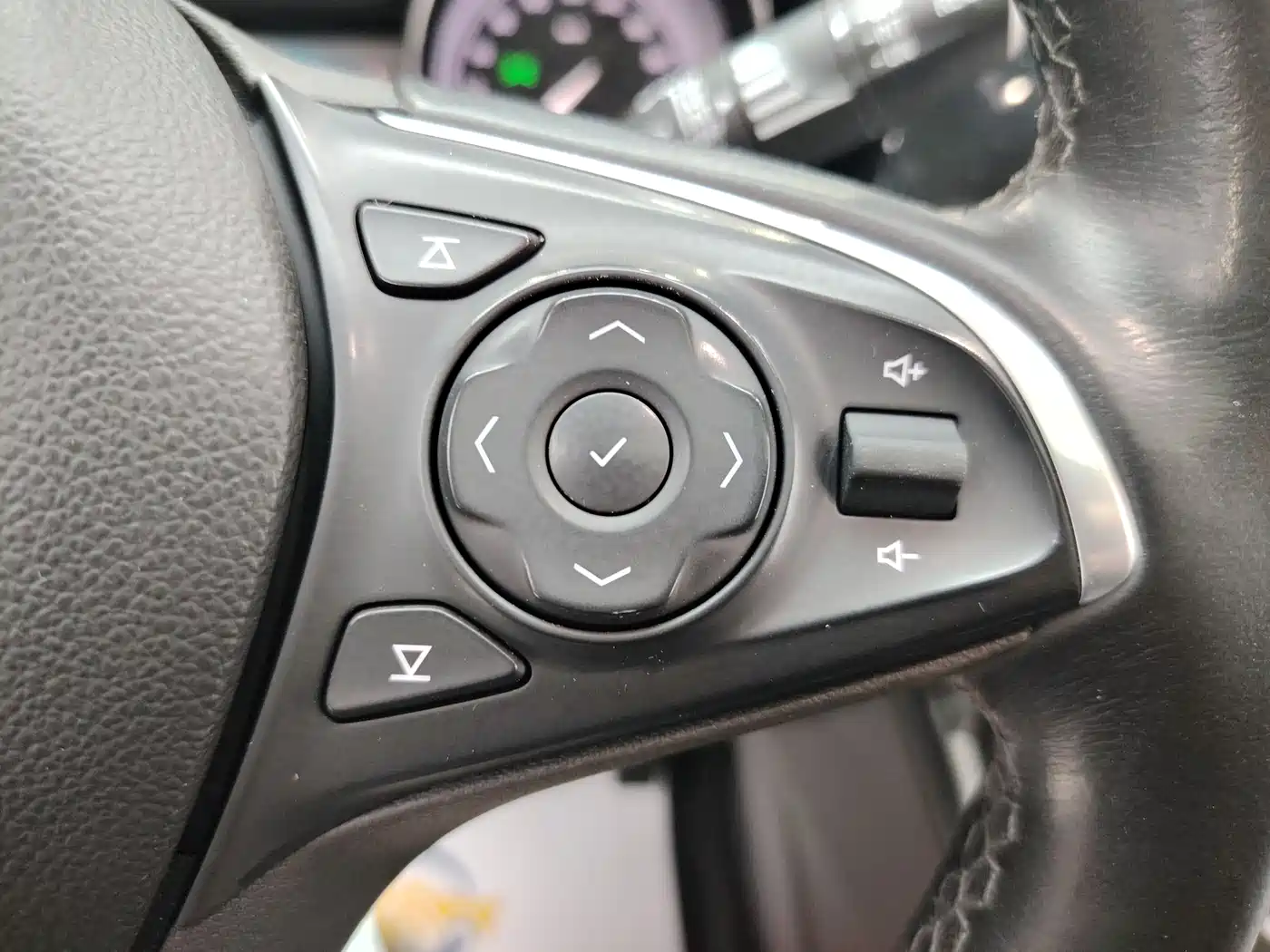 Buick Envision Plus 2019 20T FWD Elite Model China VI фото 18
