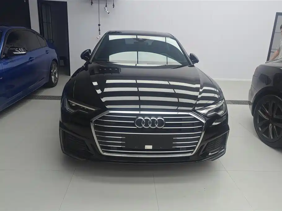 Audi A6L 2021 40 TFSI Luxury Sport фото 2