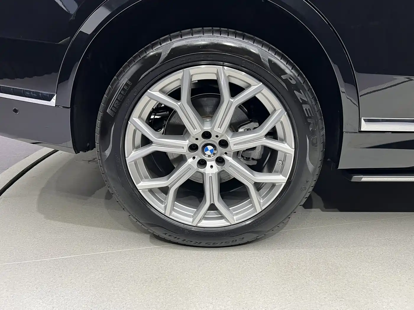 BMW X7 2026 2024 xDrive40i Leading Luxury Package