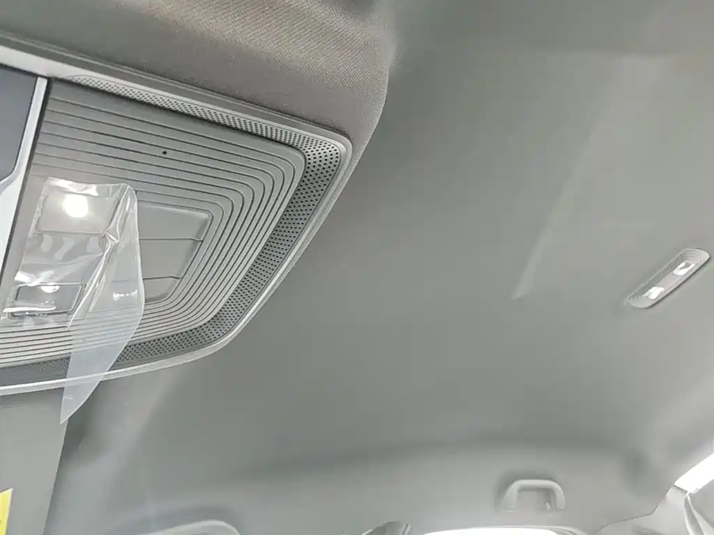 BYD Qin PLUS 2026 DM-i Smart Edition 128KM Progressive фото 18