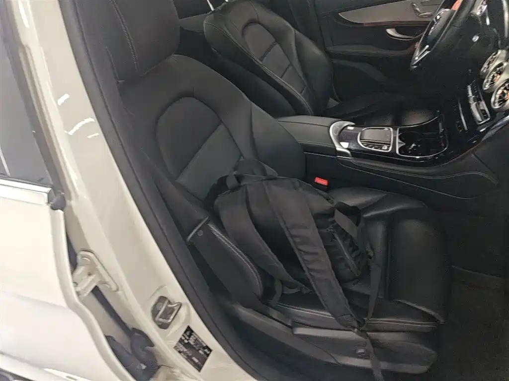 Mercedes-Benz GLC 2020 Facelift GLC 260 L 4MATIC Dynamic фото 25