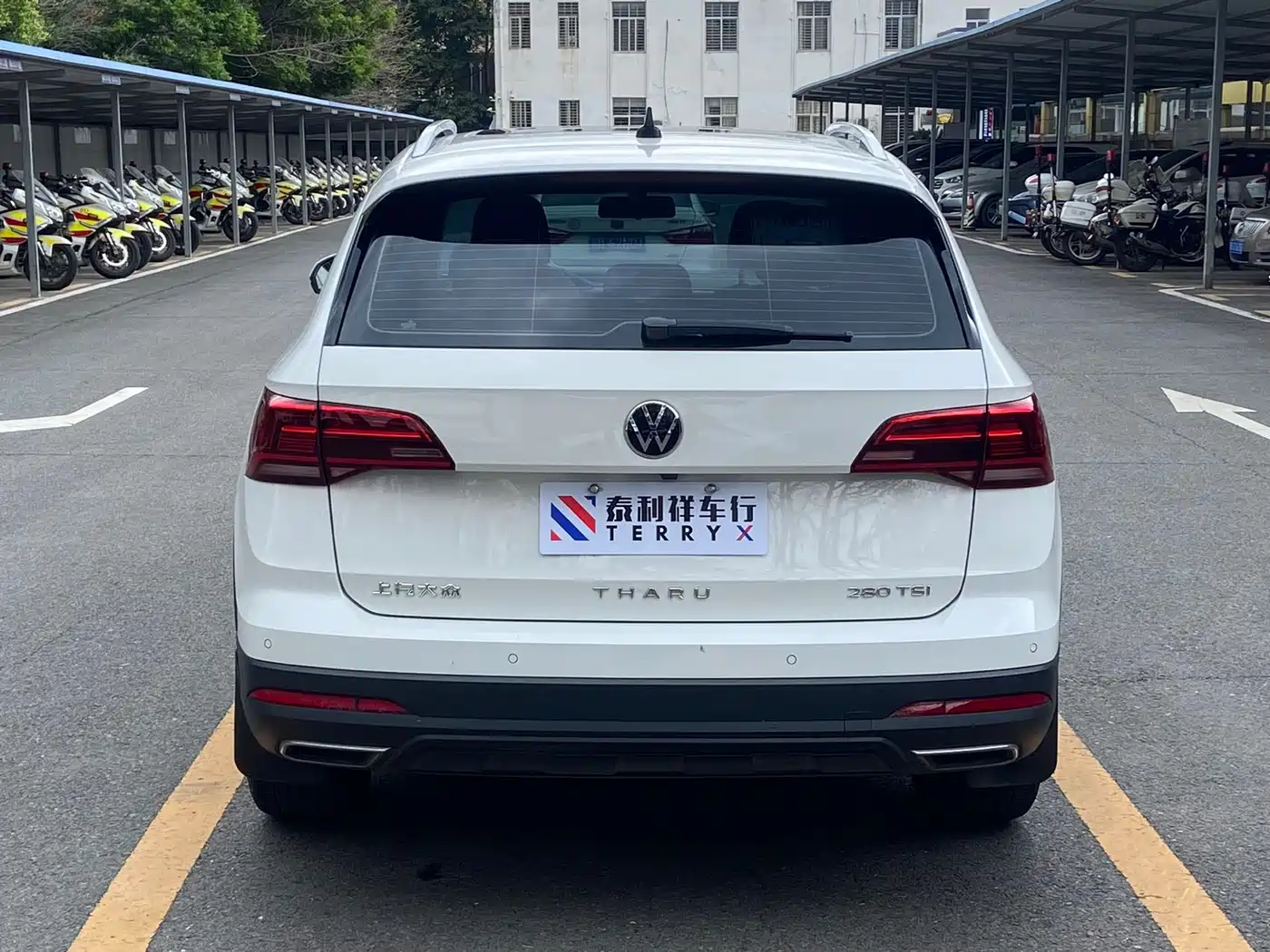 Volkswagen Tharu 2022 280TSI FWD Luxury Edition фото 5
