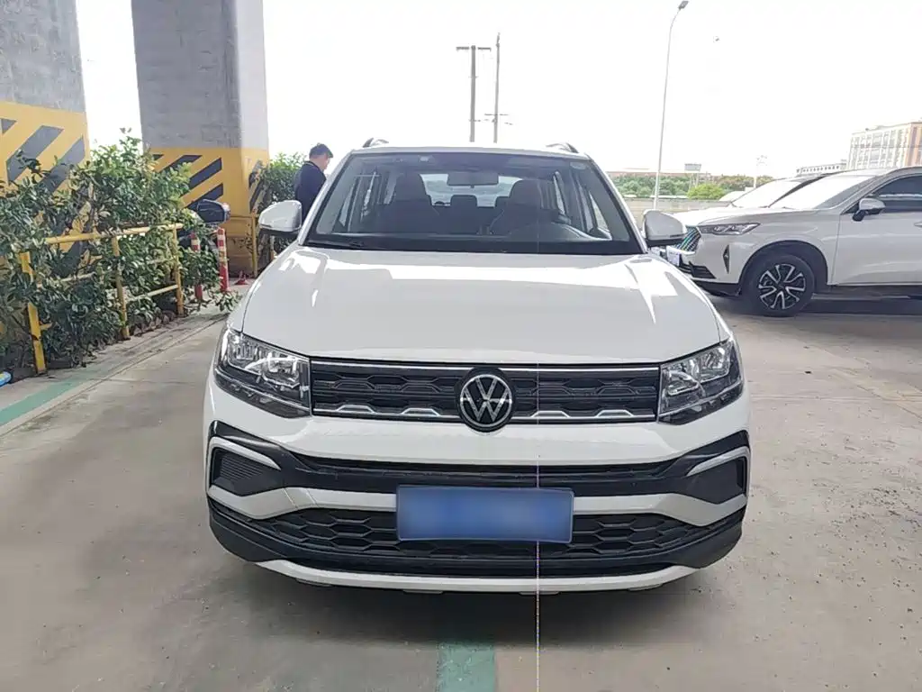 2025 Volkswagen T-Cross